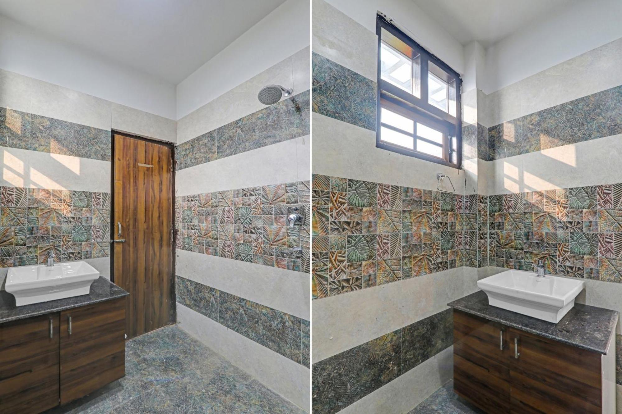 Townhouse Relax Inn Chinhat Εξωτερικό φωτογραφία